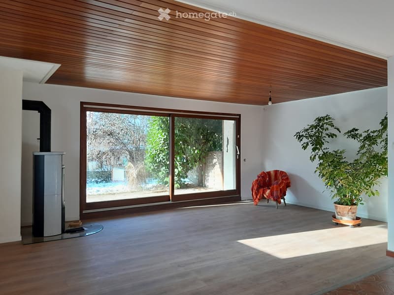 Ruhiges WG Zimmer mit Terrasse ab 1. Juli (2)