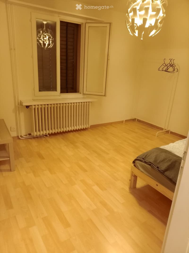 Möbliertes Zimmer in Neuenhof (4)