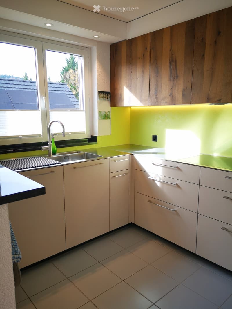 Zentral gelegene 2.5 Zimmer-Wohnung in top Zustand (3)