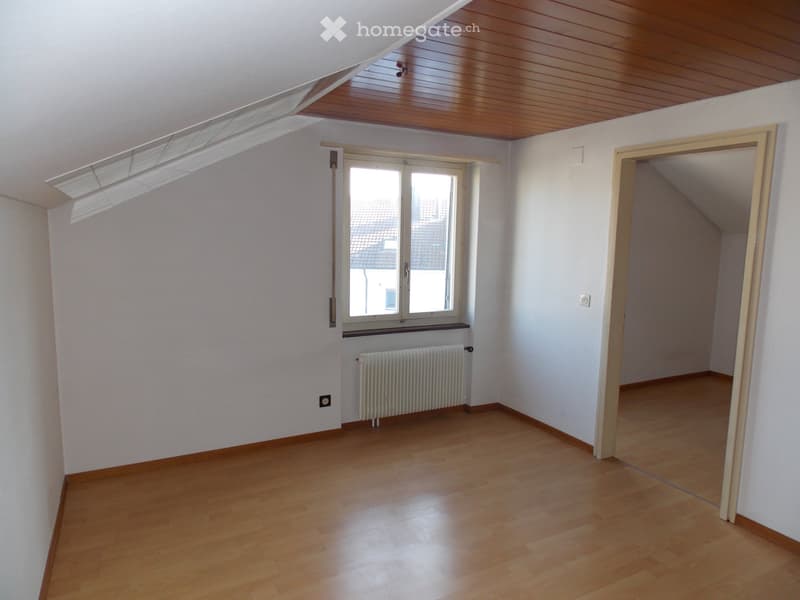 2.5 Zimmer Wohnung in Studen 720.-/Mt. + Fr. 130.-Nk. (2)