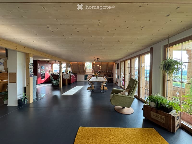 Charmante 4½-Zimmer-Wohnung (180m2) im Grünen  Burgistein (3)