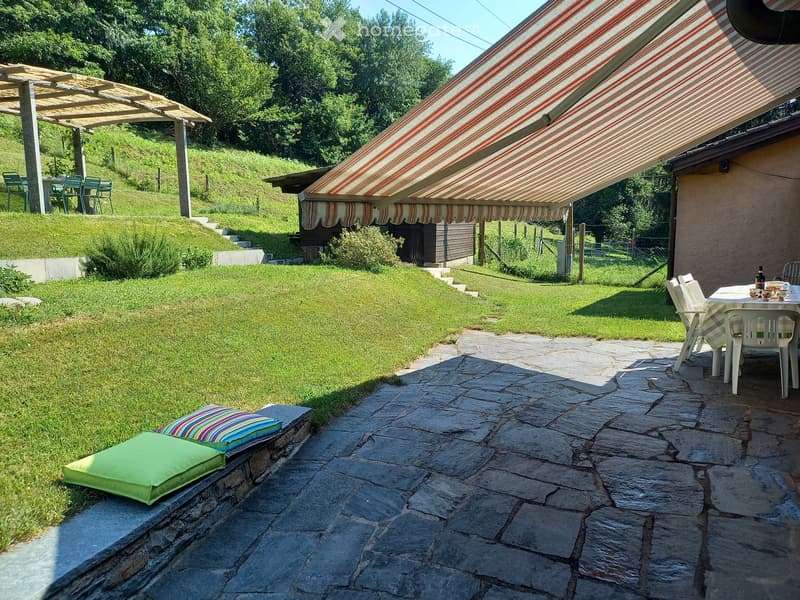 Splendido rustico immerso nel verde (3)