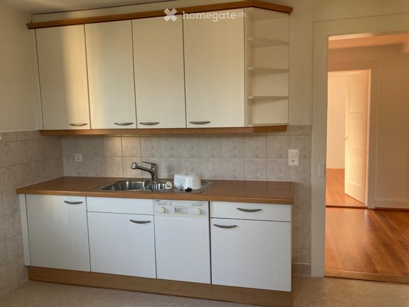 3.5-Zimmer-Wohnung mit Garten, Balkon und Wintergarten (3)