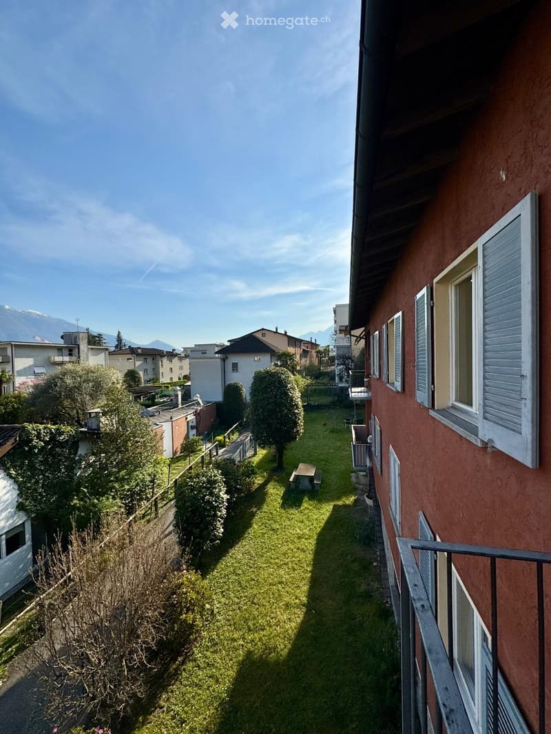 Luminoso appartamento di 3,5 locali da affittare a Minusio (1)