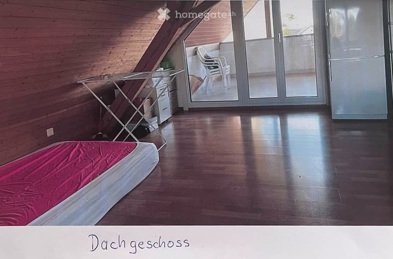 Charmante 4.5-Zimmer-Maisonettewohnung in Effretikon (3)