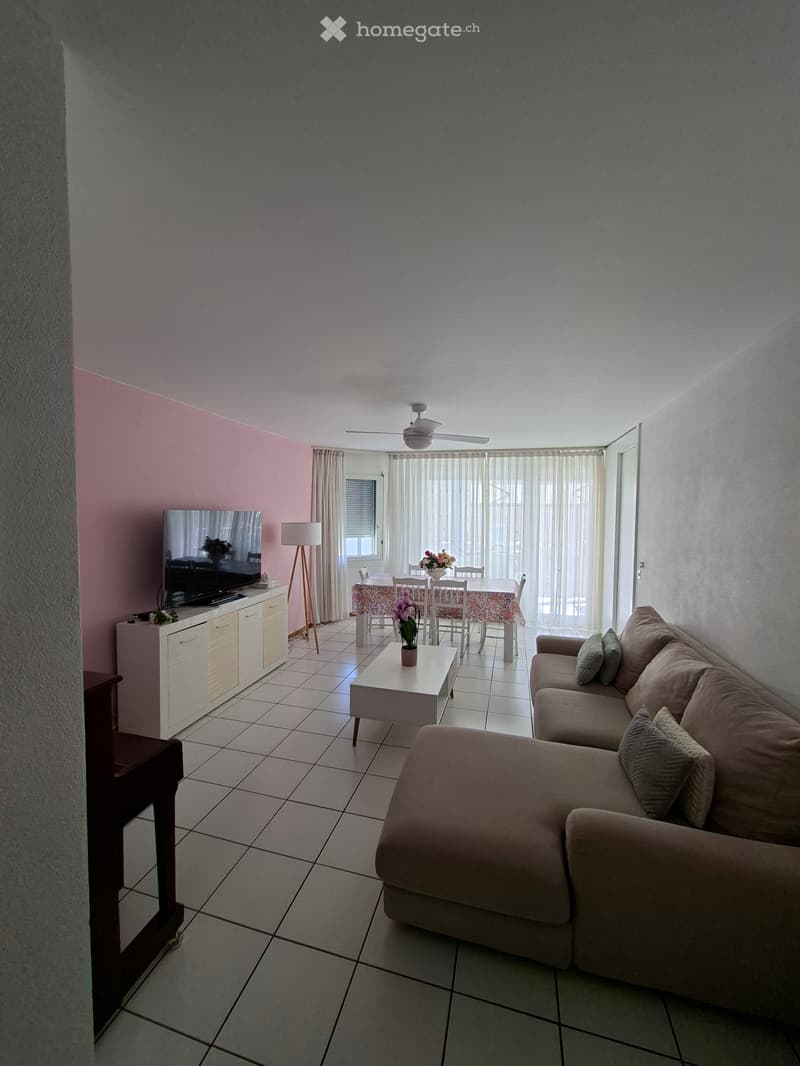 Subentrante luminoso appartamento 2.5 loc. libero da subito (1)