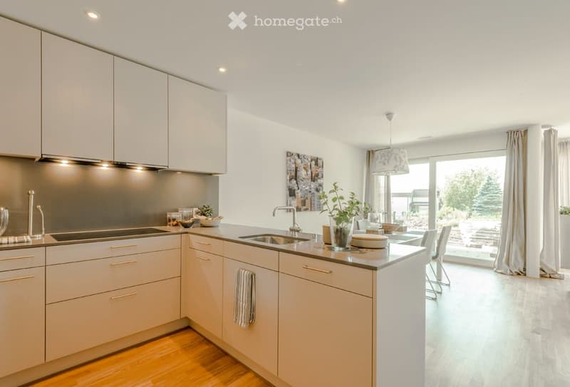 Exklusive 4 ½ - Zimmer-Wohnung mit Eigentumsstandard (2)