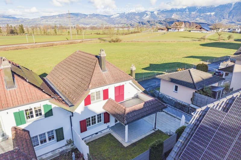 6.5-Zimmer-Doppeleinfamilienhaus (1)