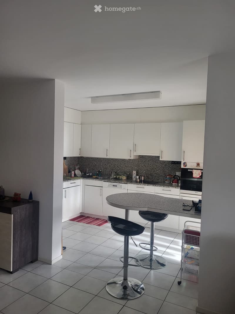 Moderno 4,5 locali, in centro Locarno, da privato (4)