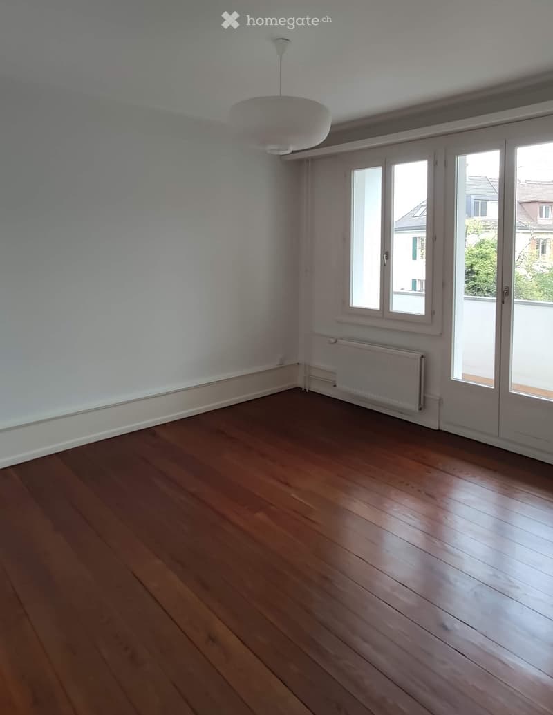 Heimelige 2.5 Zimmer-Wohnung im 1. OG in Jugendstilhaus (5)