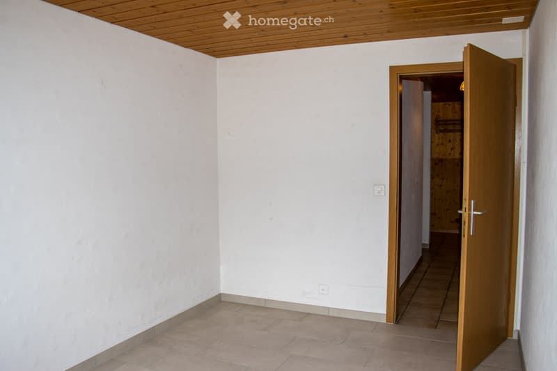 Schöne Wohnung mit Blick ins Diemtigtal (5)