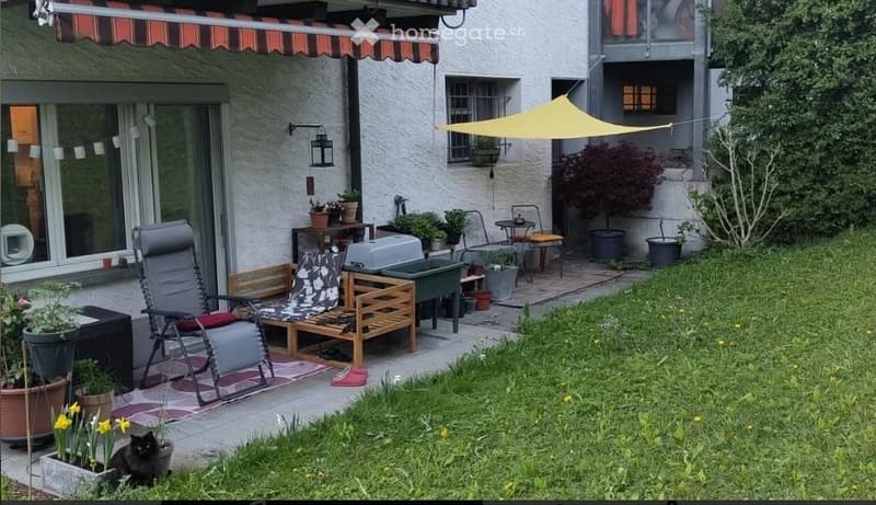 2- Zimmer Wohnung zur Untermiete im Juli (2)