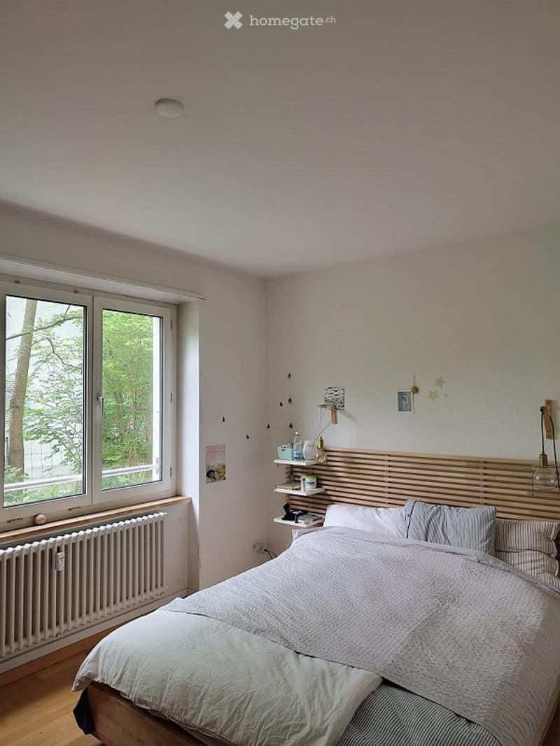 2- Zimmer Wohnung zur Untermiete im Juli (3)