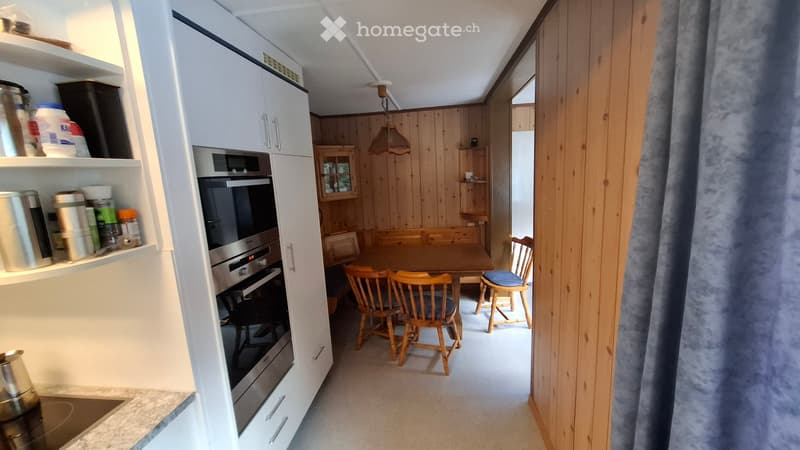 Wohnung in Gmde Höfen mit grosser Küche und Bus nach Thun (2)