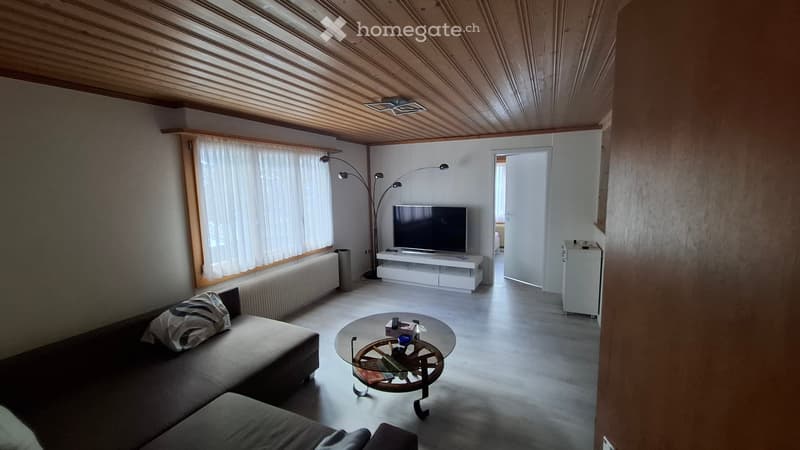 Wohnung in Gmde Höfen mit grosser Küche und Bus nach Thun (5)
