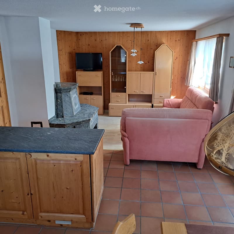 3.5 Zimmer Ferienwohnung möbliert zur Dauermiete in Surrein (4)