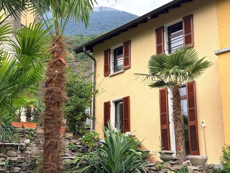 Affittasi Casa 5 locali con giardino e posto auto (1)