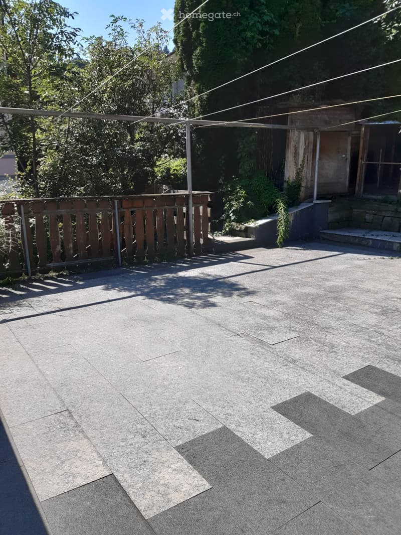 Haus mit Seesicht viele Parkplätze und Garage (4)
