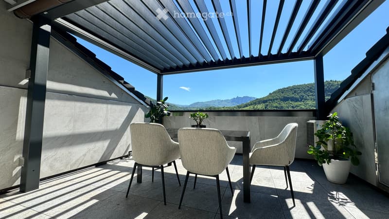Attico con terrazza e vista panoramica nuovo! (3)