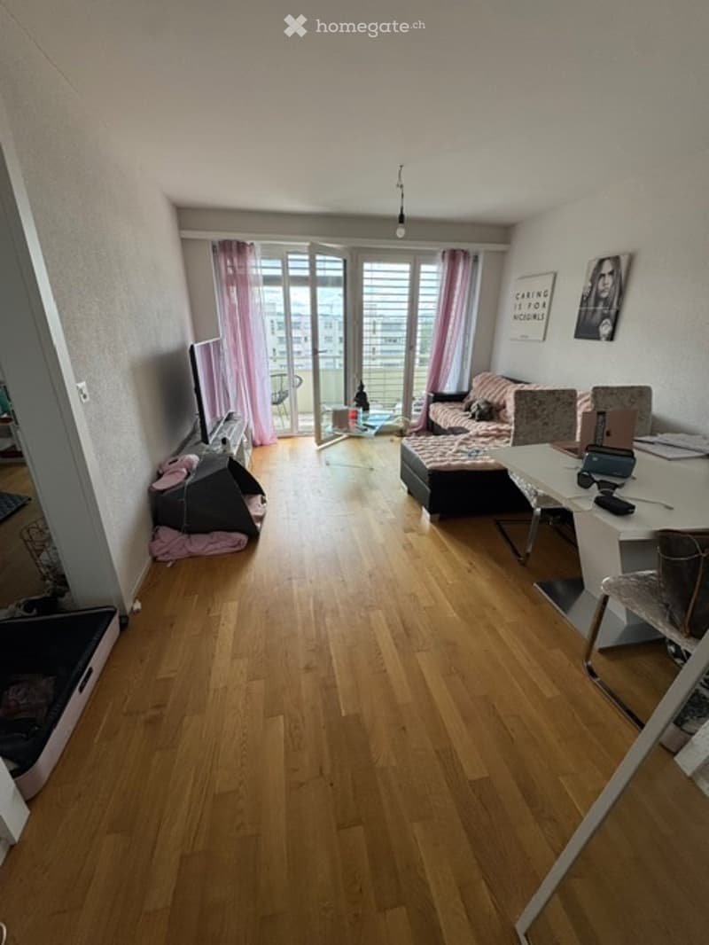 Moderne 3.5-Zimmer-Wohnung mit Balkon in Kreis 12 (4)