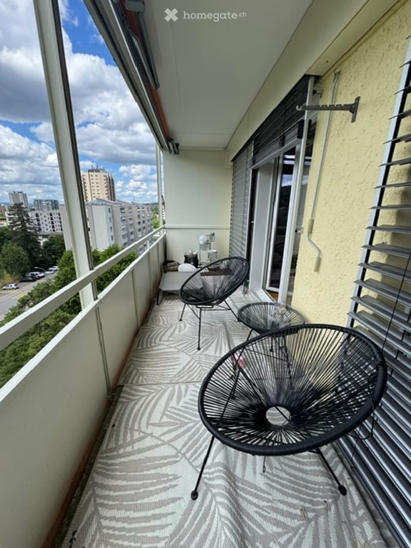 Moderne 3.5-Zimmer-Wohnung mit Balkon in Kreis 12 (2)