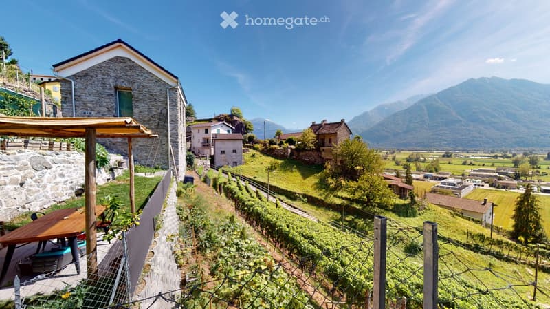 Splendida Villa in posizione dominante (2)
