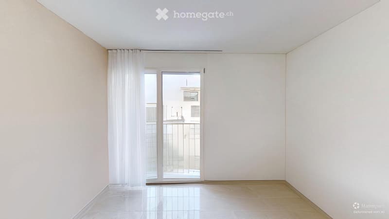 Neue moderne 3.5-Zimmerwohnung mit Balkon (2)