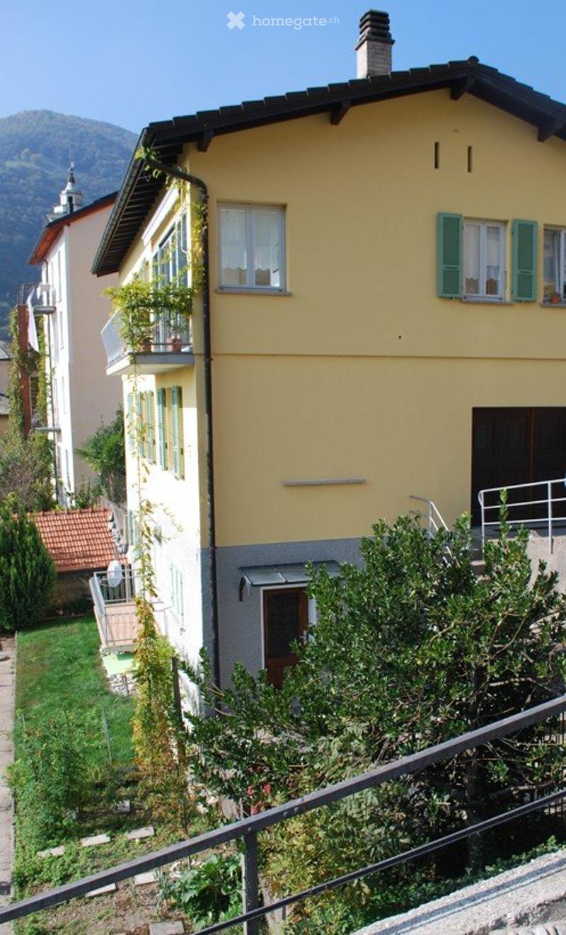 Vendesi casa di 3 appartamenti a Bruzella (3)