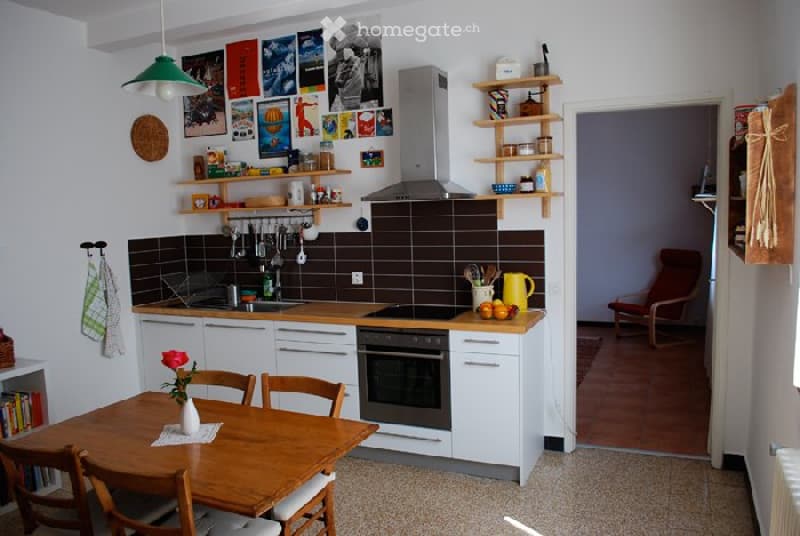 Vendesi casa di 3 appartamenti a Bruzella (4)