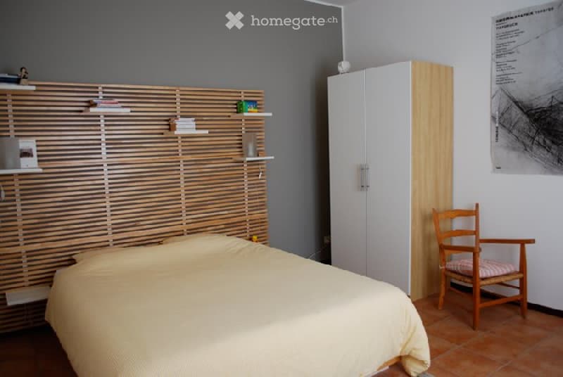 Vendesi casa di 3 appartamenti a Bruzella (5)