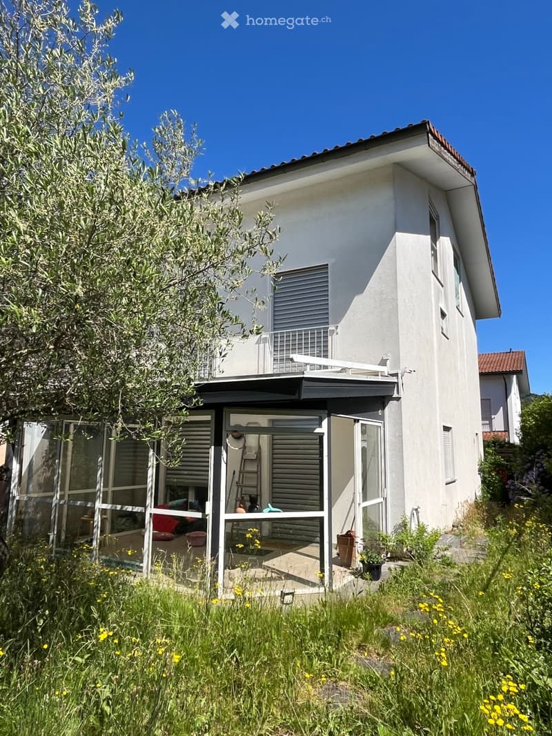 Vendesi casa gemella a Bedano - 2 posteggi autorimessa (1)