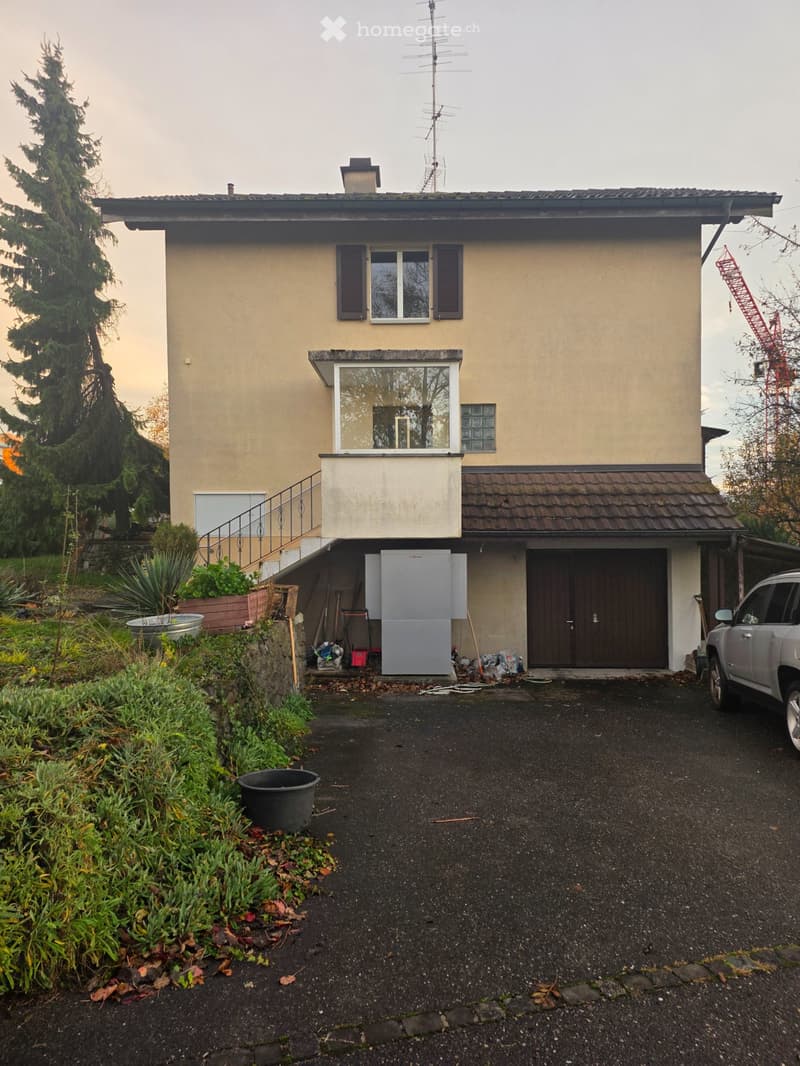 Familienparadies an sonniger und naturnaher Lage (2)
