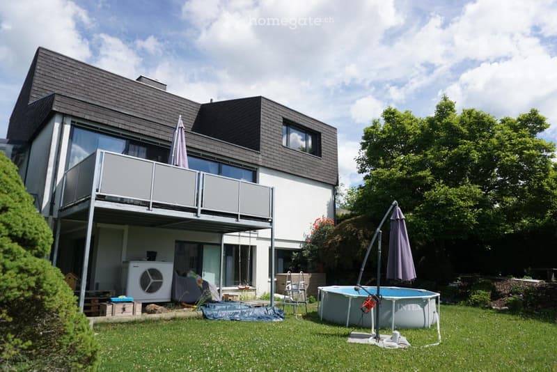 Grosses Haus mit drei Bädern, auch gut für Wohngemeinschaft (2)