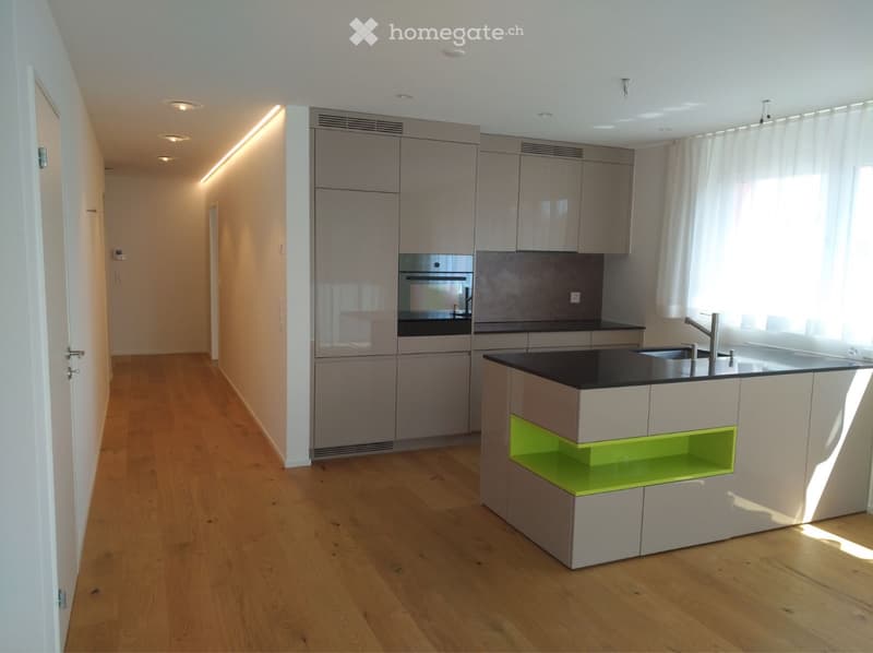 2.5 Zimmer Neue Wohn . zu vermieten (1)