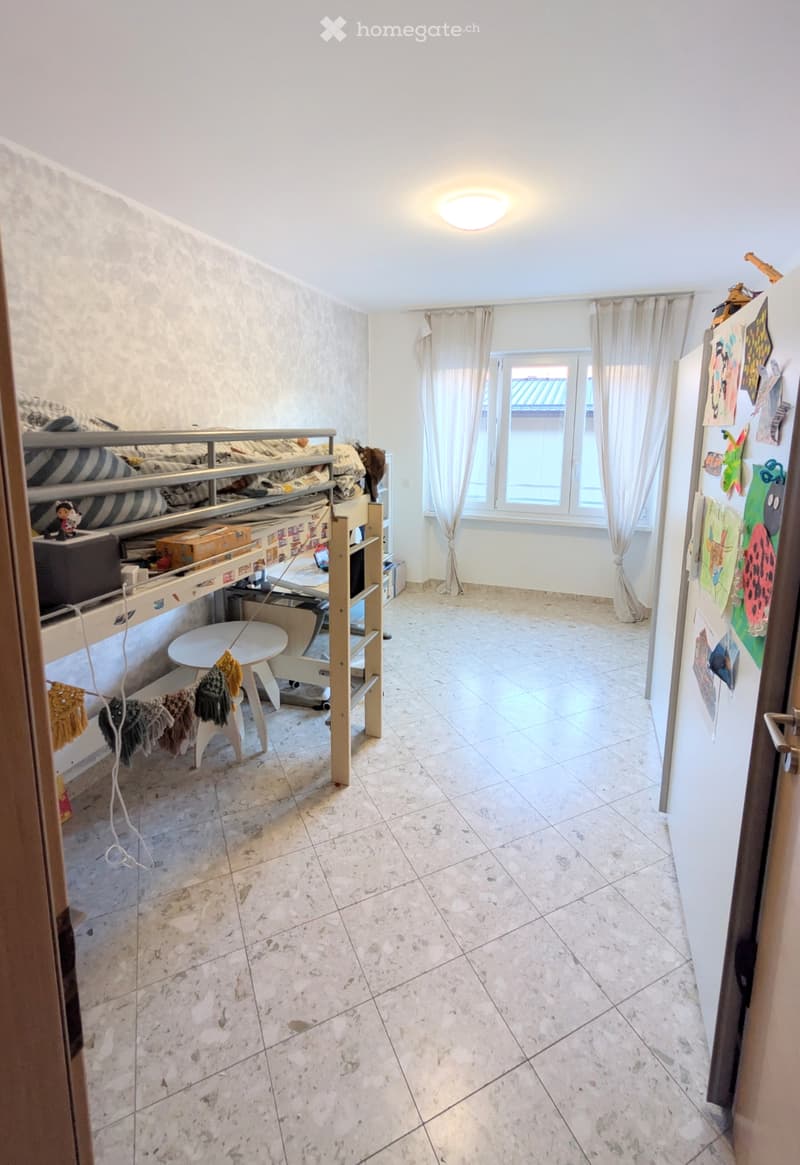 Cercasi subentrante appartamento di 5,5 locali con giardino (2)