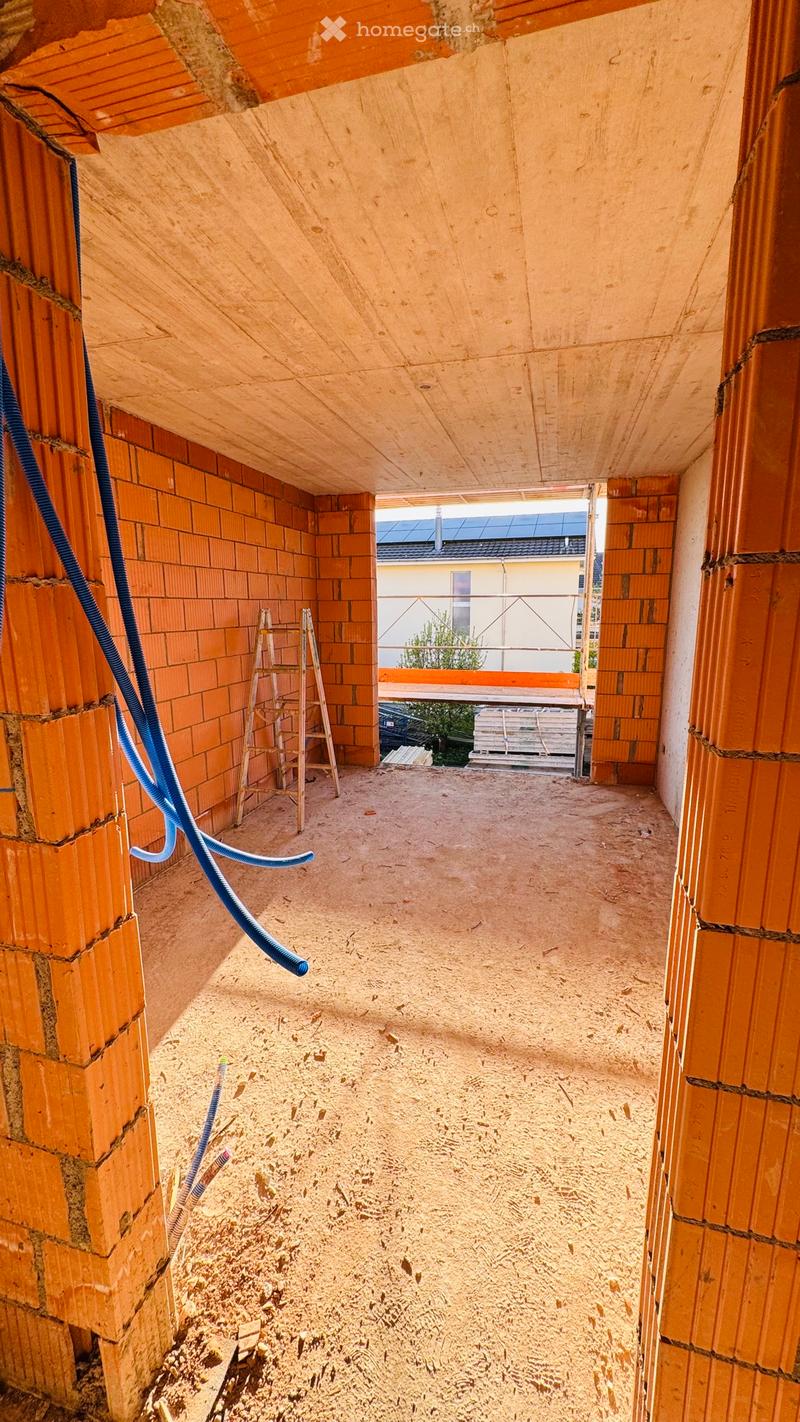 Luxuriöse 4.5- Zimmer Wohnung mit Landblick (5)