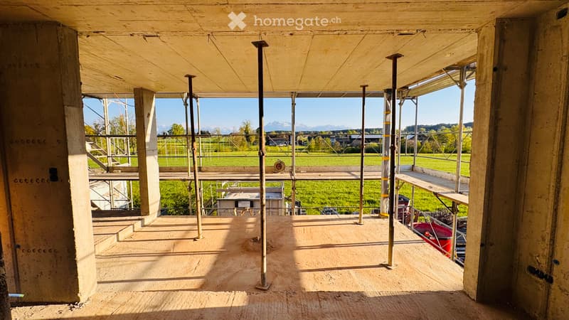 Luxuriöse 4.5- Zimmer Wohnung mit Landblick (3)