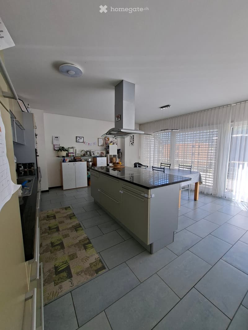 Casa spaziosa con giardino (2)