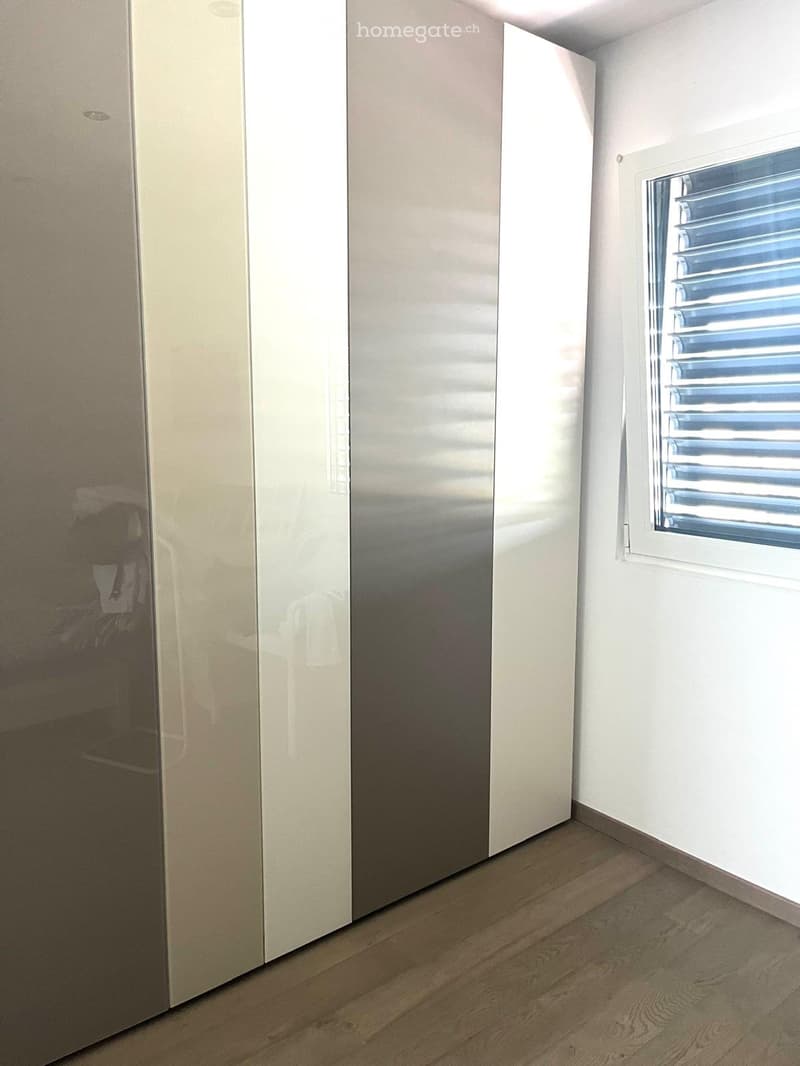 CASA MODERNA E FUNZIONALE CON OTTIME FINITURE CON GIARDINO (9)