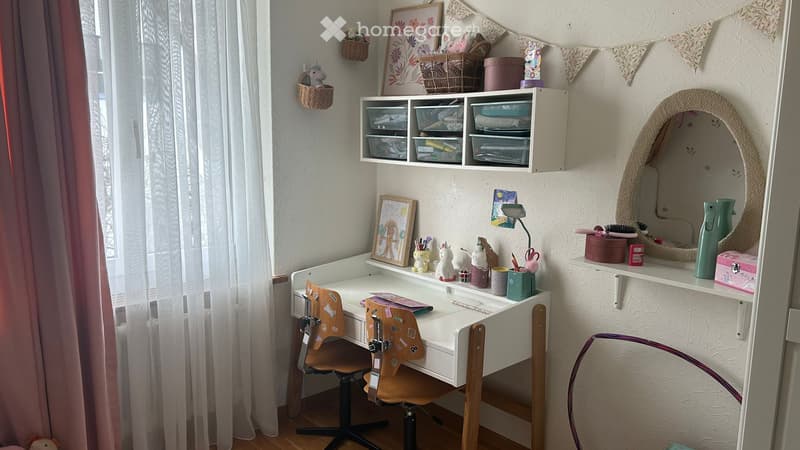 Charmante 4-Zimmer-Wohnung im Grünen  zentral, familiär (2)