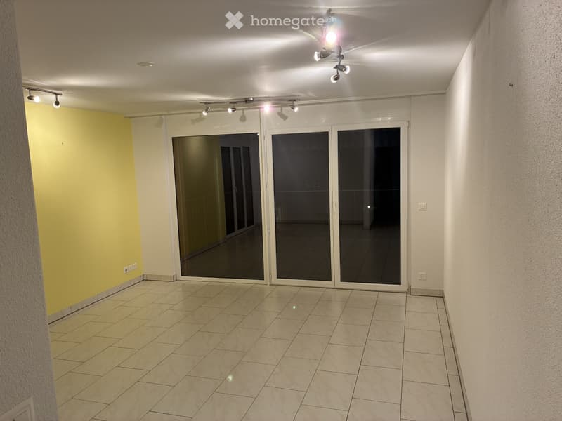 4,5 Zi-Wohnung direkt beim Bahnhof Seen (3)