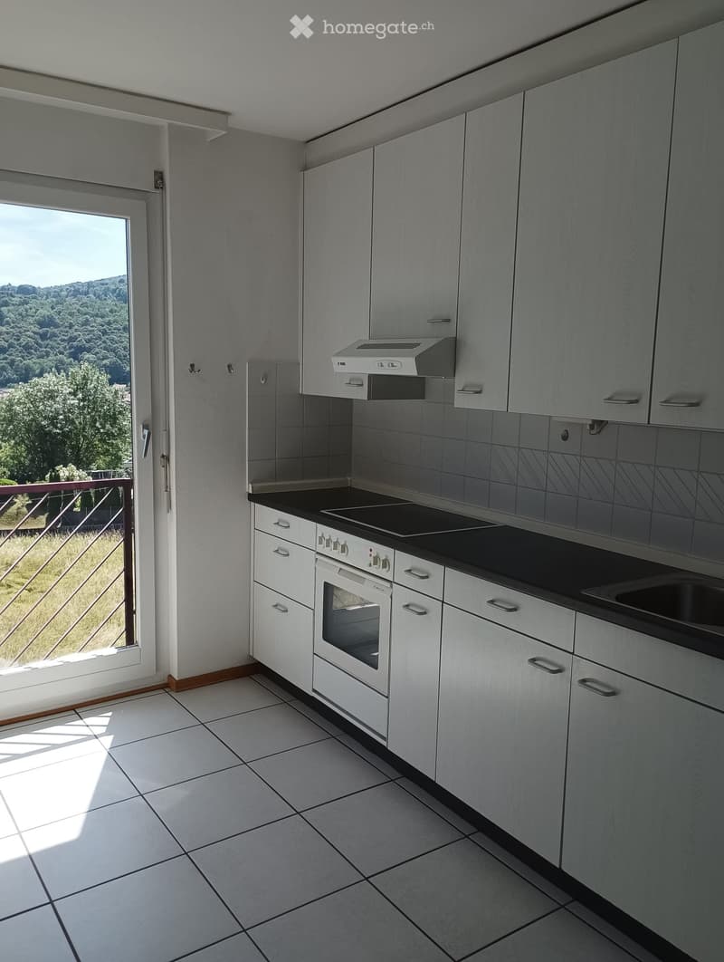 Affittasi 4.5 locali a Ponte Tresa, zona alta in collina (2)