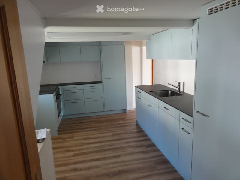 Zu vermieten 5 1/2 Zimmer Haus an sonniger Lage (5)