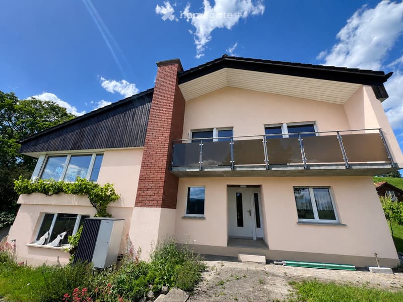 6-Zimmer Einfamilienhaus mit grossem Umschwung (1)