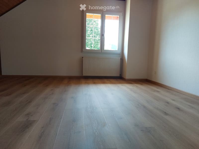 Frisch renoviertes 5½-Zimmer-Einfamilienhaus in Vesin (12)
