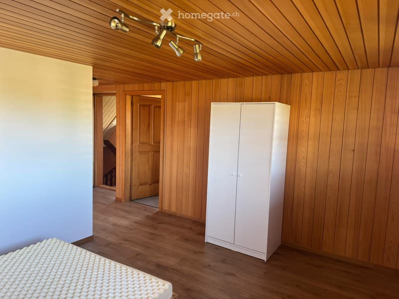 1.5 Zimmer zu Vermieten (2)
