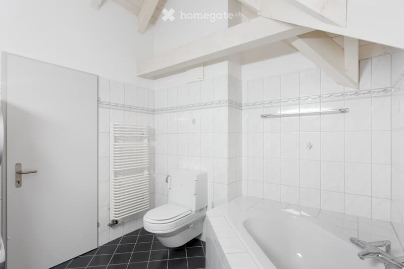 Sehr schöne 5.5 Zimmer Maisonettewohnung (6)