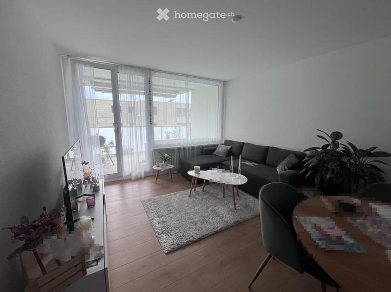 Helle 2-Zimmer-Wohnung 5 Min. Bahnhof Uetikon ab 1.11.26 (4)