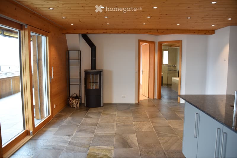 3.5-Zimmer-Wohnung mit traumhaftem See- und Bergblick (5)