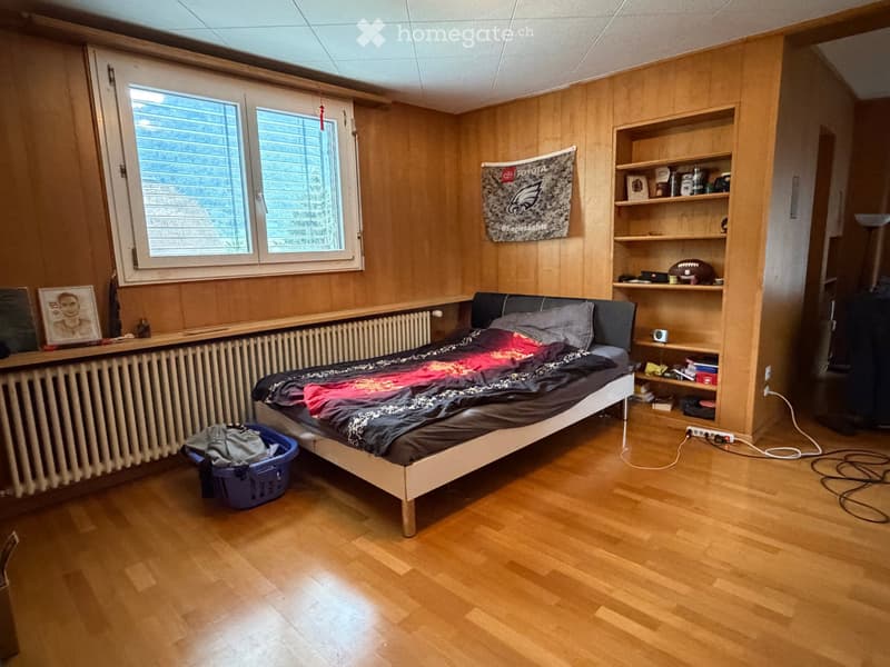 1.5 Zimmer Dachwohnung nähe Spitäler und Zentrum (1)
